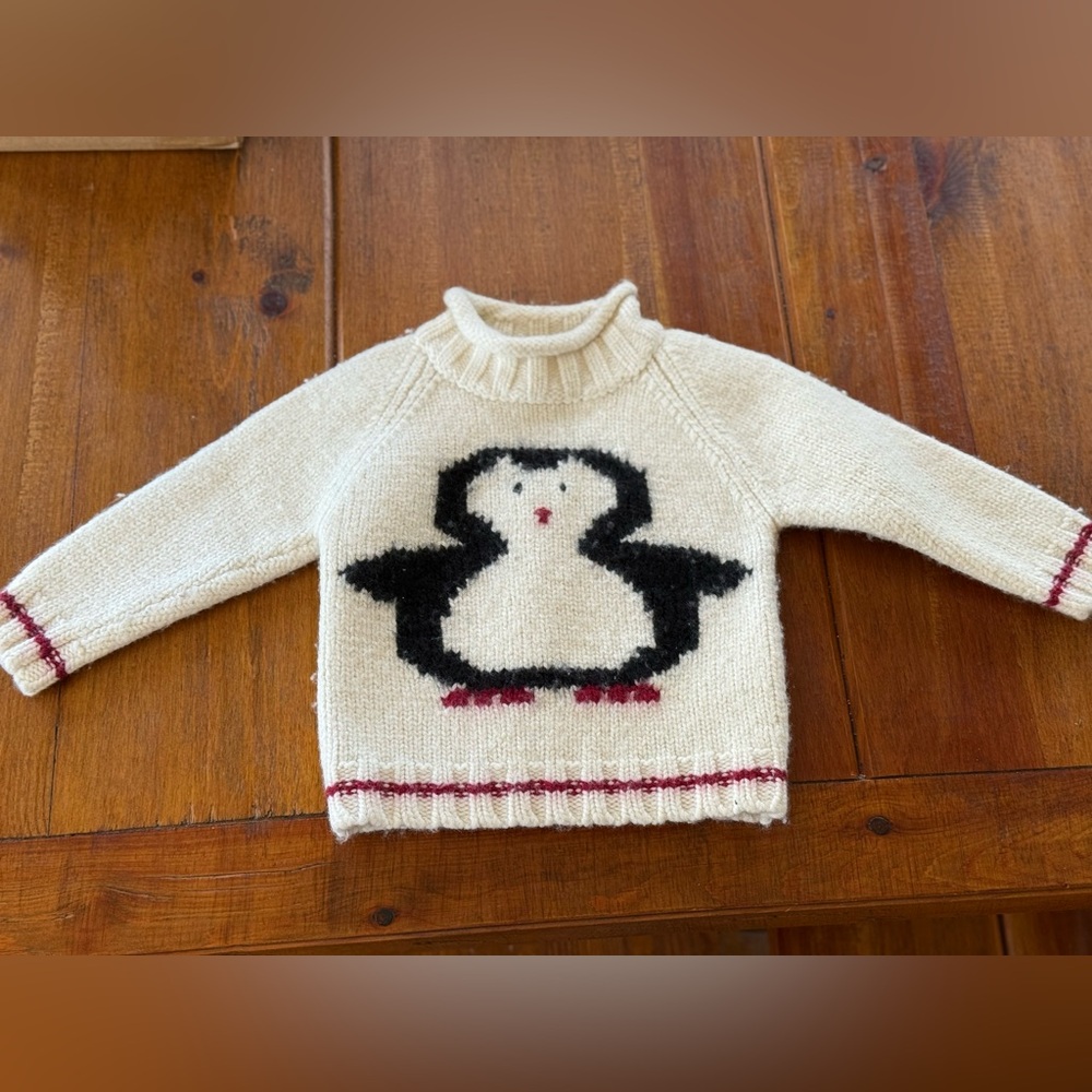 GAP kids Cream Penguin Turtleneck Sweater